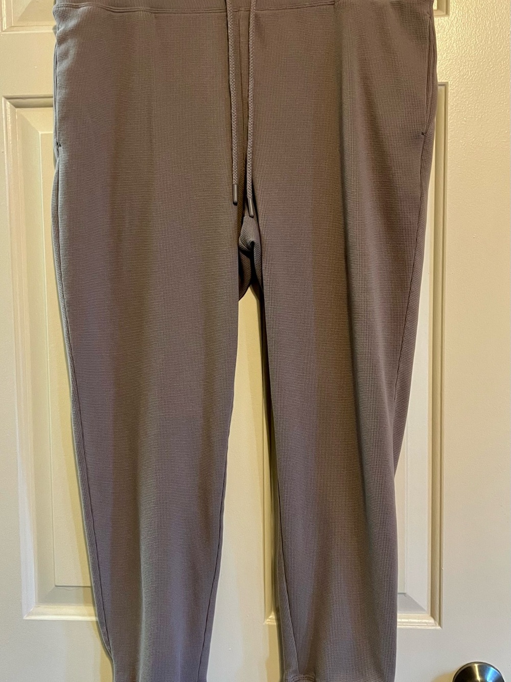 Max & Mia Taupe Gray Thermal Waffle Knit Drawstring Joggers - Size L